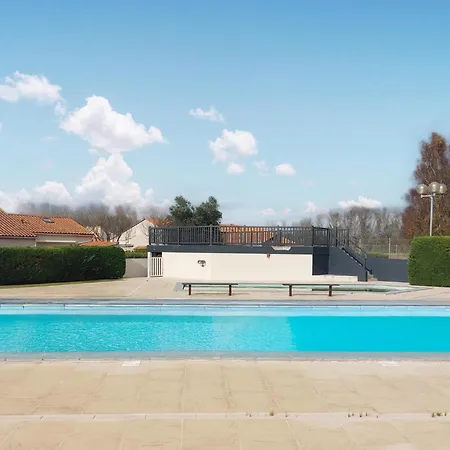 Awesome Home In La Palmyre With Wifi لا بالمير